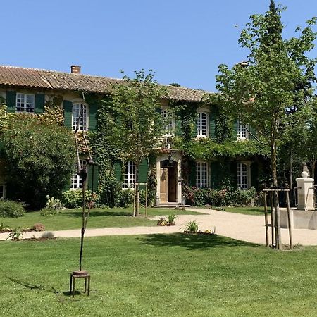 Domaine De Rhodes B&B Αβινιόν Εξωτερικό φωτογραφία