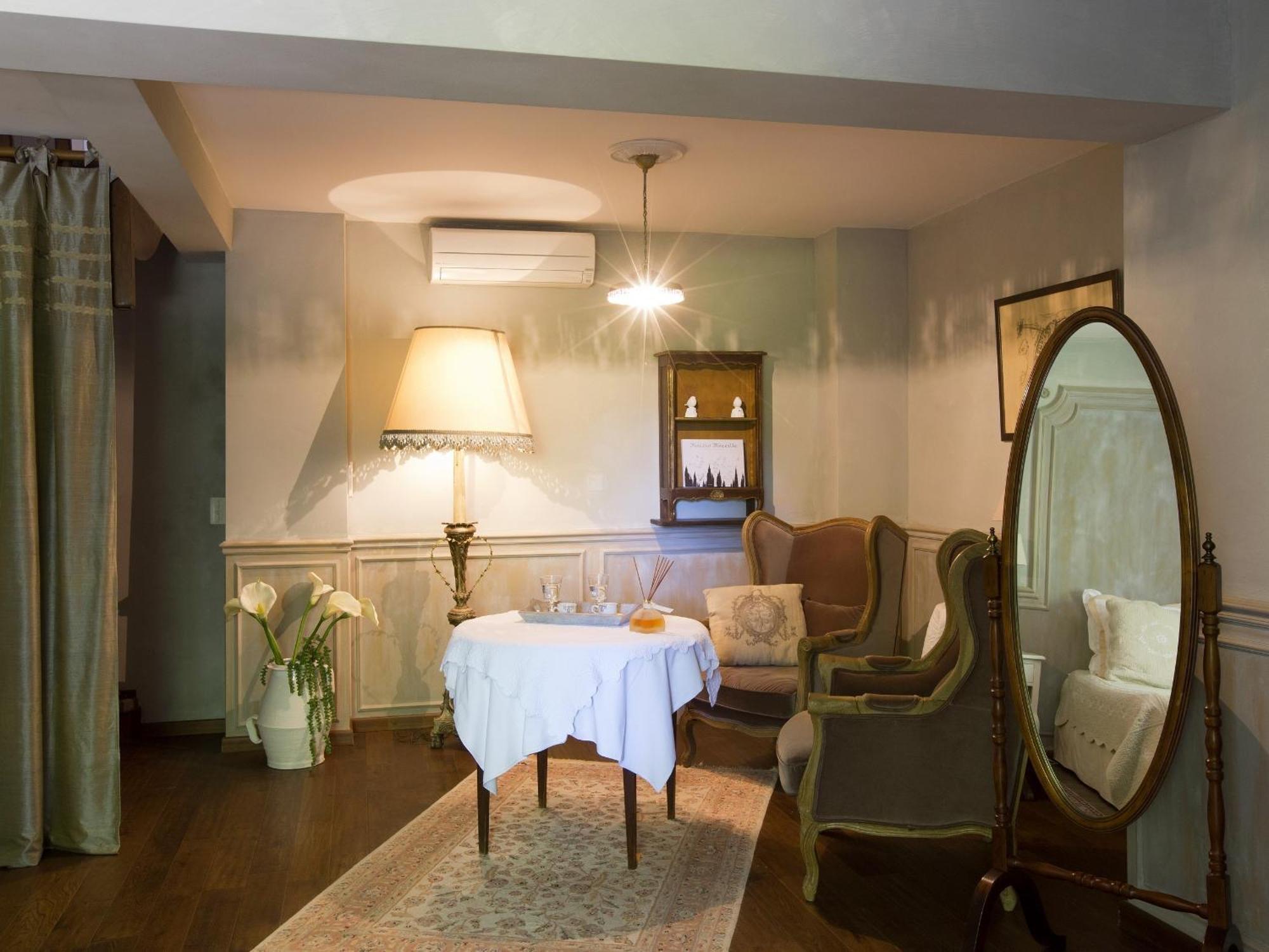 Domaine De Rhodes B&B Αβινιόν Δωμάτιο φωτογραφία