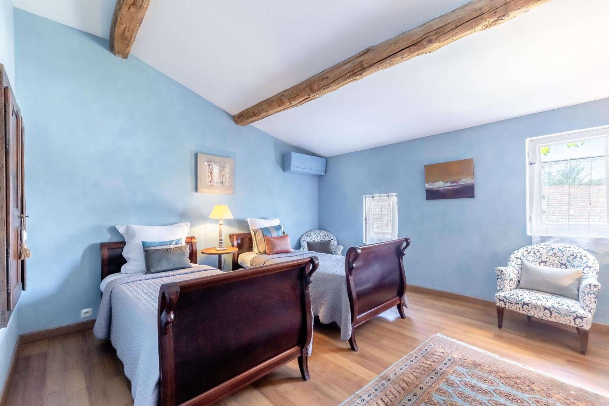 Domaine De Rhodes B&B Αβινιόν Δωμάτιο φωτογραφία